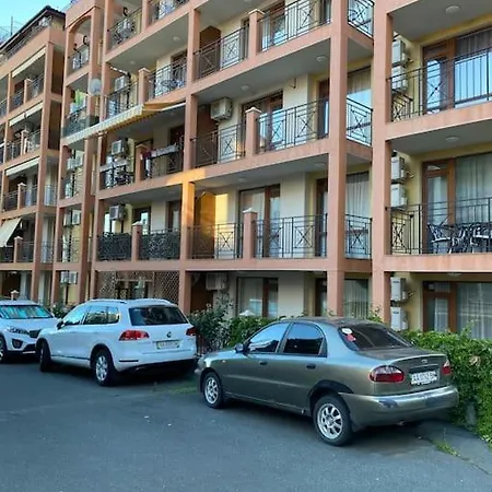 Victorio Apartment